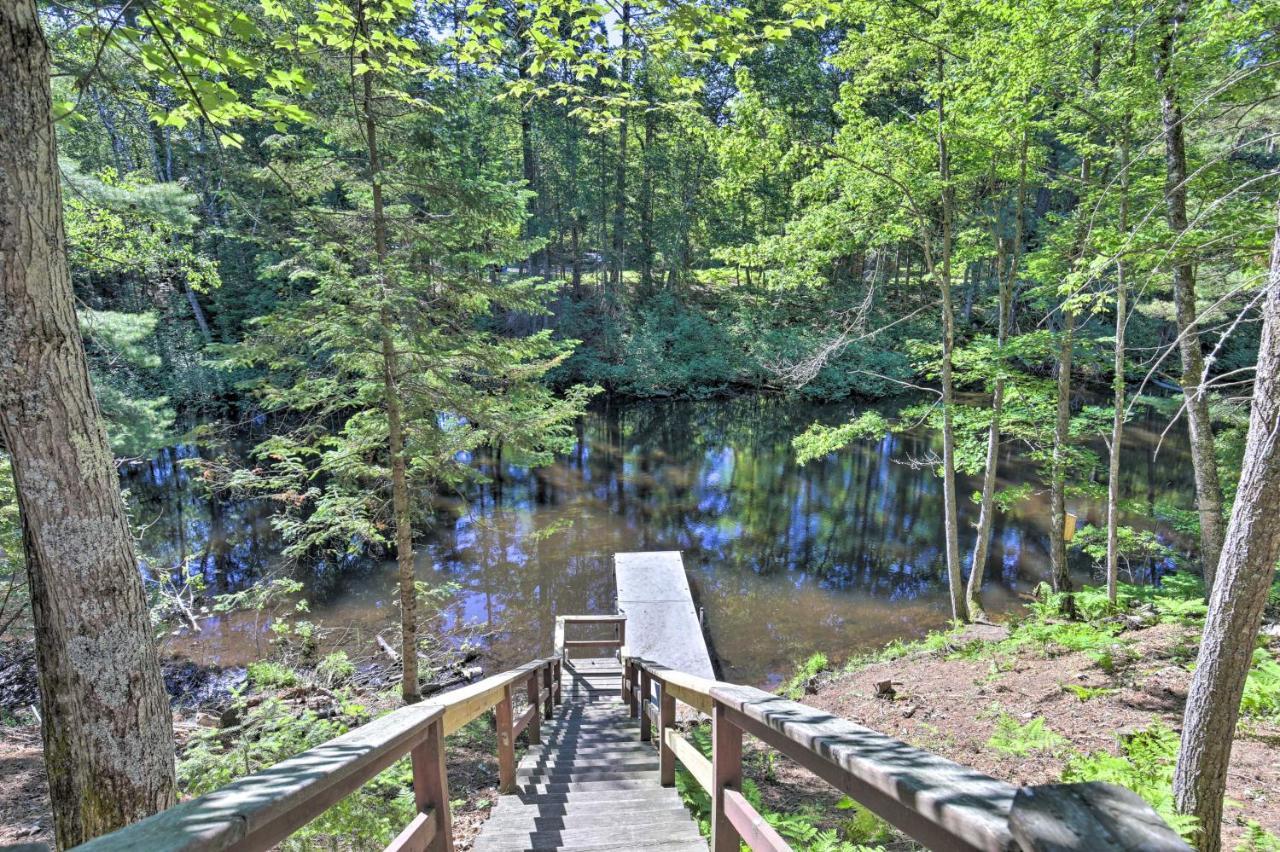 Deerskin Lodge With Boat Dock And Fire Pit! Eagle River Exterior photo